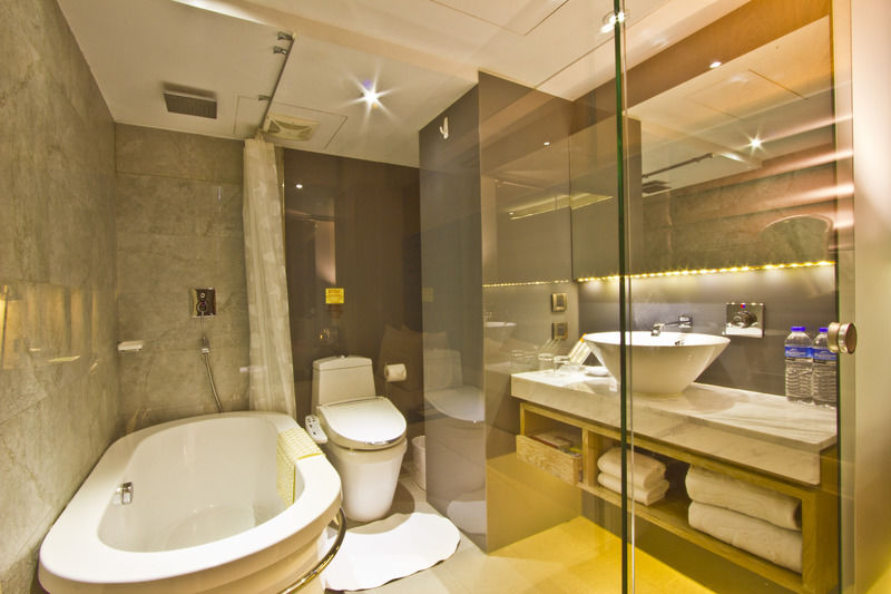 新麗旅店 Newful Hotel Taipei Exterior photo