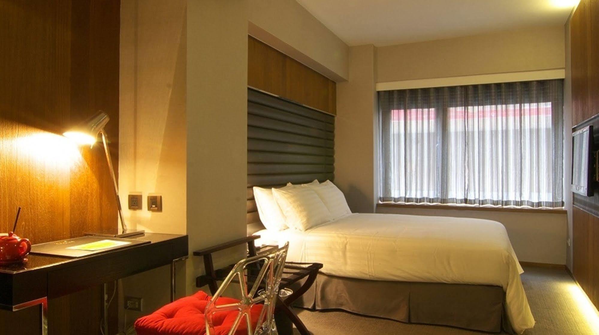 新麗旅店 Newful Hotel Taipei Exterior photo